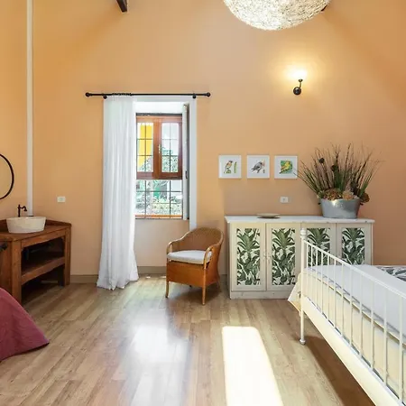 Casona Gildana: Historia, Patrimonio/e-working Vakantiehuis