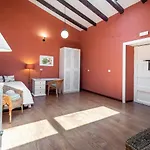 Casona Gildana: Historia, Patrimonio/e-working