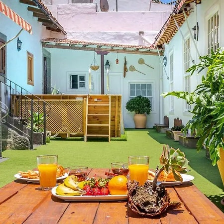 Holiday home Casona Gildana: Historia, Patrimonio/e-working Arucas
