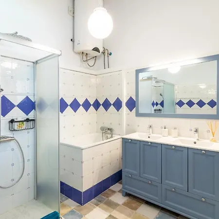 בית נופש Casa Emblematica Gildana ארוקאס