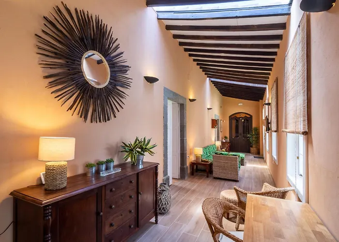 Casona Gildana: Historia, Patrimonio/e-working Hébergement de vacances *